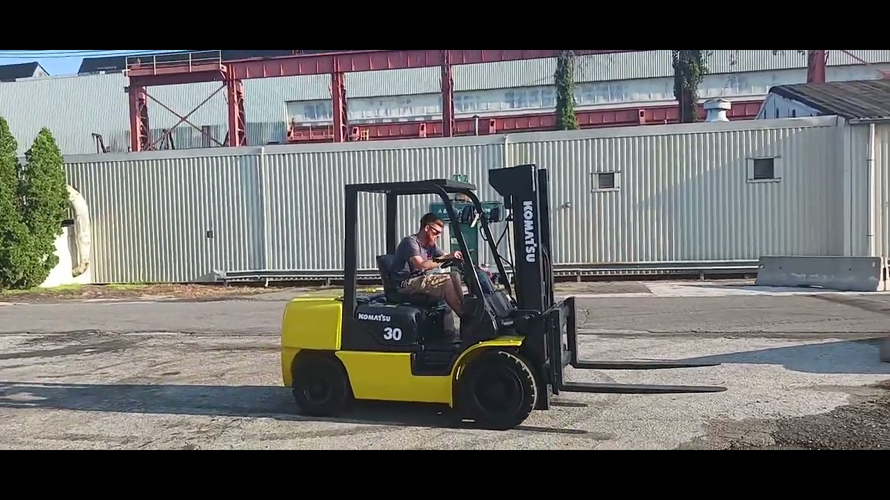 Komatsu FD30T-12 (32A)