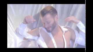 Video thumbnail of "Alex Alistair Clip Officiel Ce que je ne suis pas"