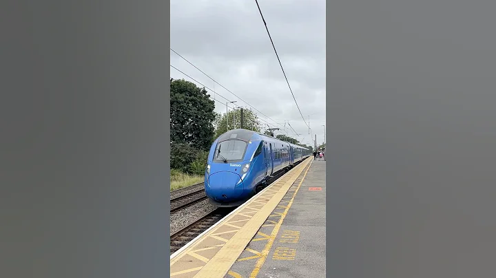 Lumo Class 803 passing Northallerton #lumo #class803 #trains