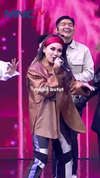 ZASKIA GOTIK FEAT AYU TINGTING - MOBIL BUTUT #shorts