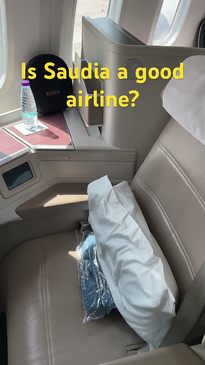 Is Saudia Airlines Boeing 787 business class worth it? #shorts #saudia #businessclass