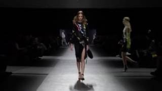 Versace Fall Wİnter 2016/2017 Milan Fashion Week