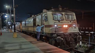 1st Run Of Farakka Covid 19 Special Train With Electric Engine WAP 7 । फरक्का एक्सप्रेस स्पेशल ट्रेन