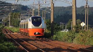 奥羽本線 E751系2046M「特急つがる6号」 糠沢駅通過 2019年8月15日