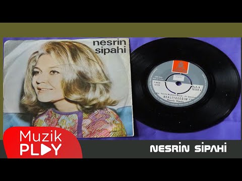 Nesrin Sipahi - Azize (Official Audio)