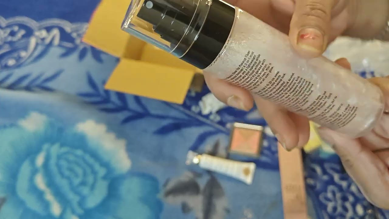 Unboxing Swiss beauty products 