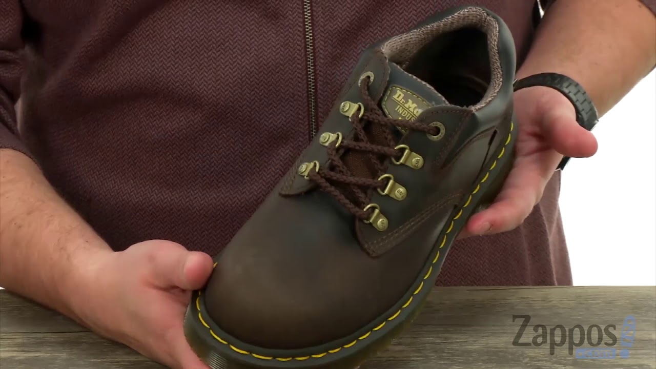 dr marten steel toe shoes