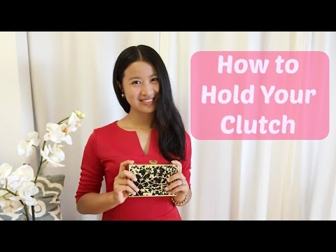 How to Hold Your Clutch in 5 Stylish Ways