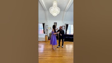 Alejandro Sol and Elena Runceanu dancing Salsa LA Style!