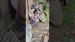 Di Belakang Rumah Ng4c1r