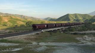 Tehachapi 2016 02 29  - Part 2 - 2nd crossing Caliente Creek - BNSF Worm part 2