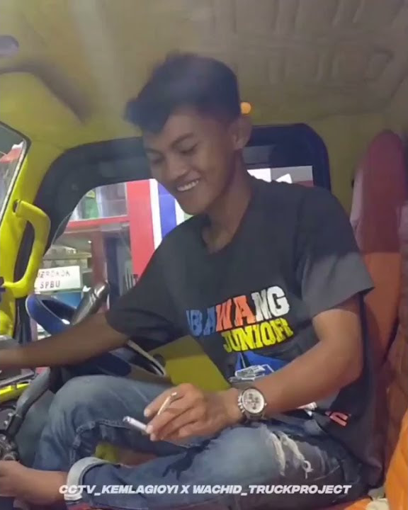 story w.a truck Keren wahyu abadi oleng viral 2021