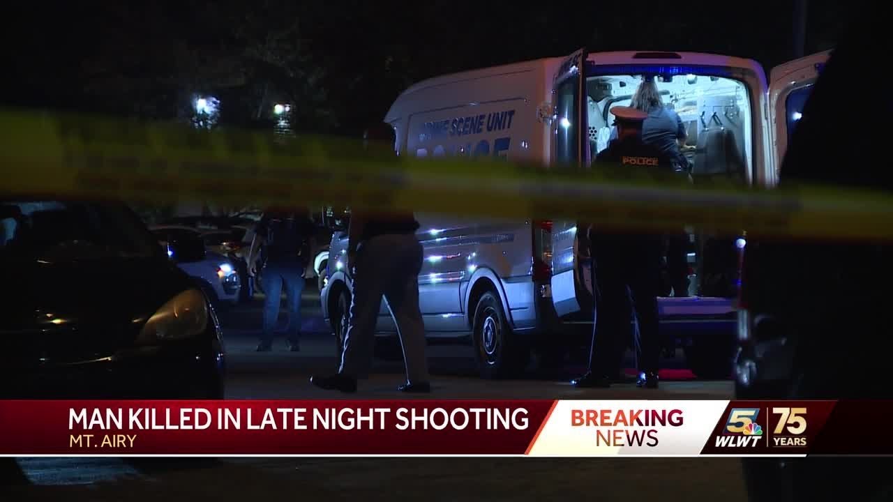 Police searching for suspects after fatal Saturday night shooting in Mt ...
