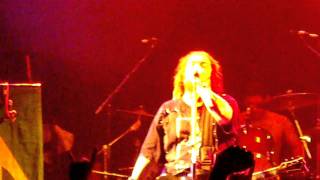 Soulfly Live in Brisbane( Jeffery Dahmer)
