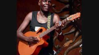 Oliver Mtukudzi -Chiri Nani chords