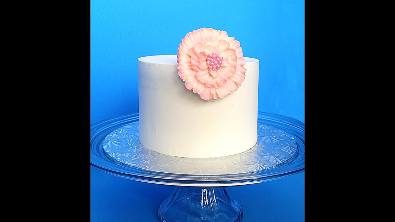 How To Use CakeSafe's Acrylic Disks for Smooth Buttercream or