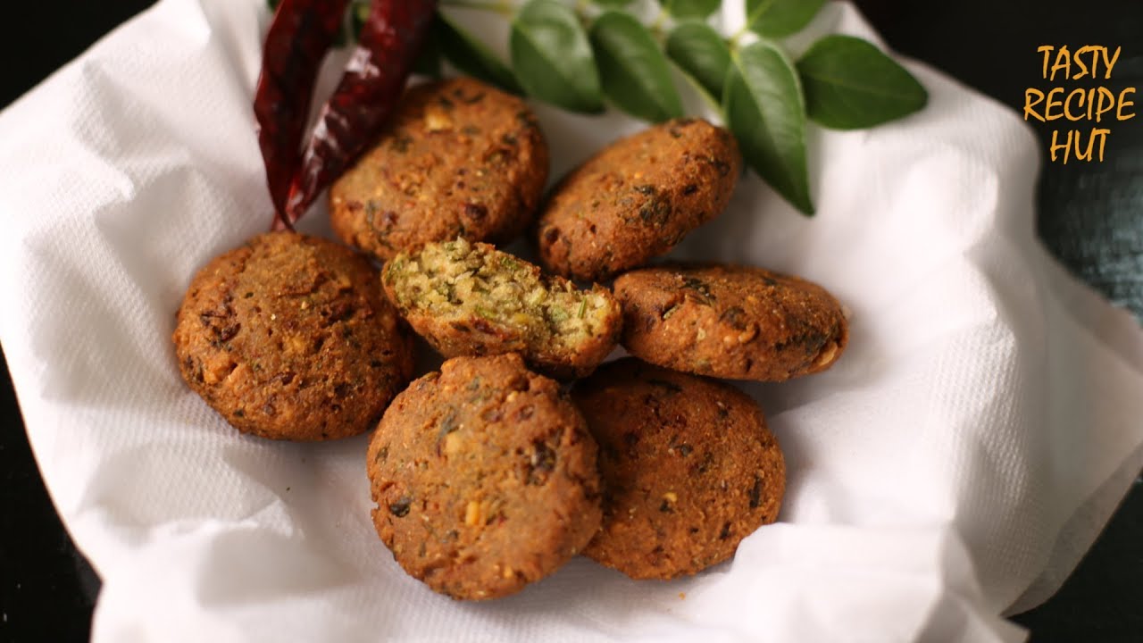 ENJOY MONSOON WITH THIS CRUNCHY & SPICY FRITTERS & A CUP OF TEA ! MASALA DAL VADA ! | Tasty Recipe Hut