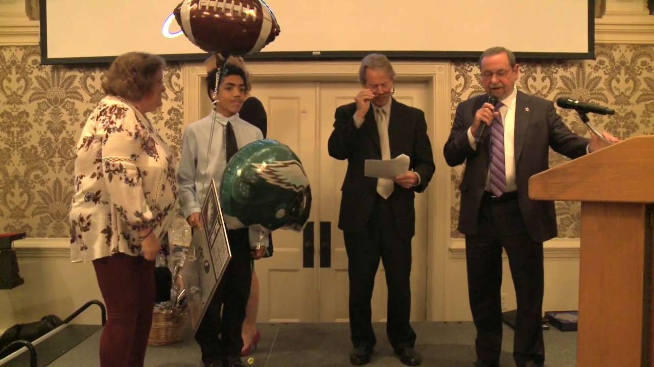 Nick Sings The Philadelphia Eagles Fight Song YouTube