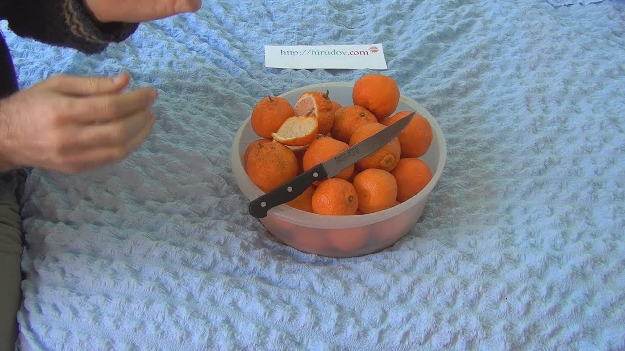 How to peel mandarin orange with Knife - YouTube