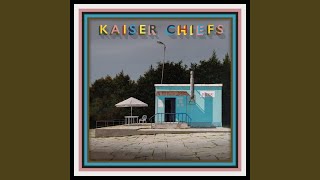 Video thumbnail of "Kaiser Chiefs - Target Market"