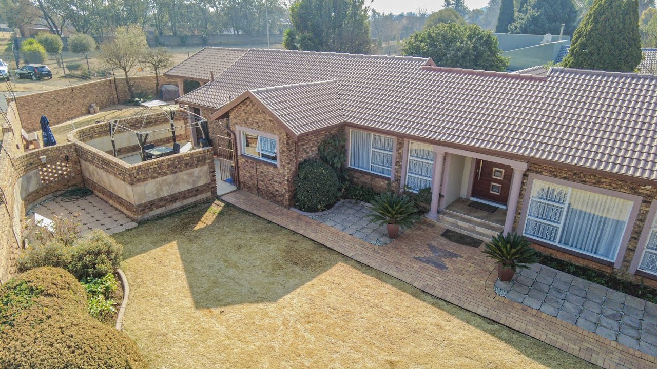 3 Bedroom house for sale in Albemarle, Germiston YouTube
