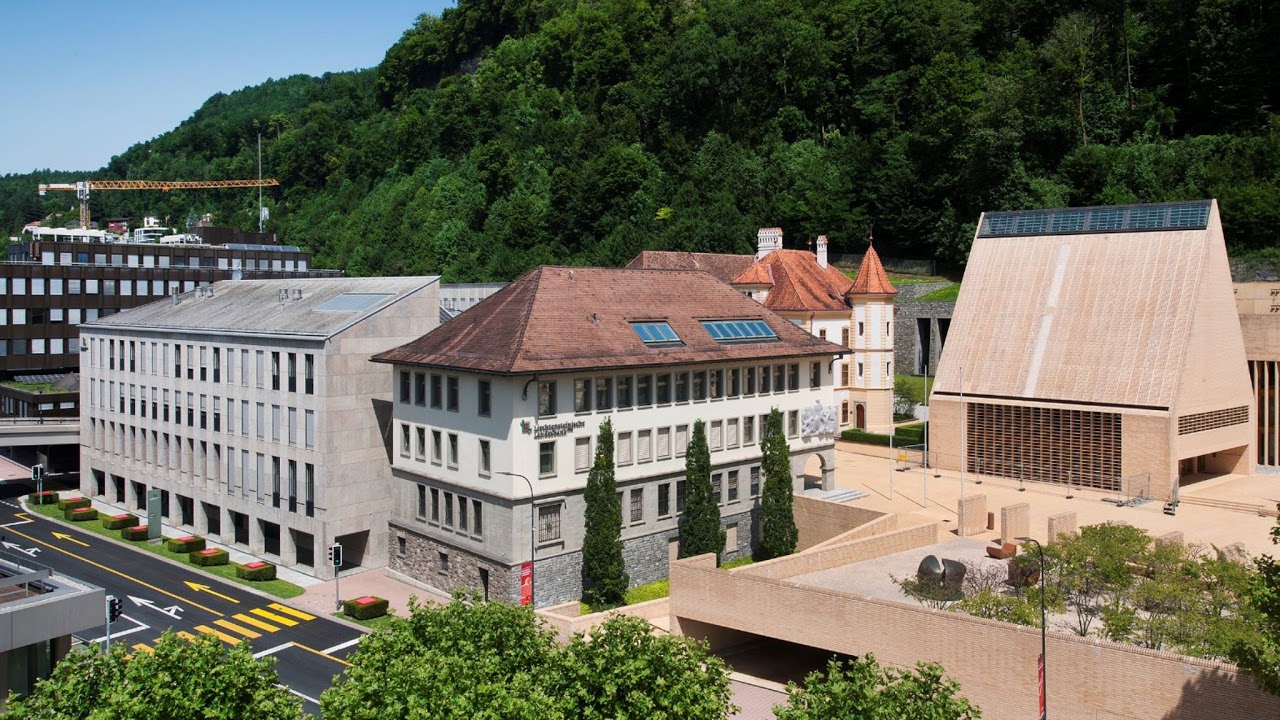 Livestream von Liechtensteinische Landesbank - YouTube