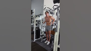 Tricep Dips Vs Chest Dips!