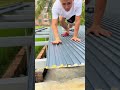 屋根用サンドイッチパネルの設置工程