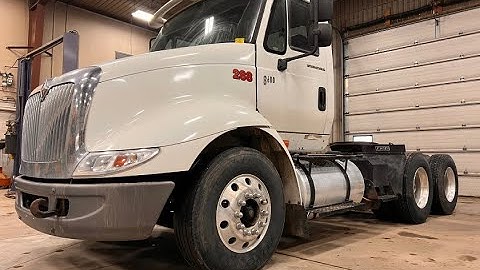 2004 International 8600, CAT C13 Engine, 353,861 Miles, 10 Speed Eaton Fuller Transmission