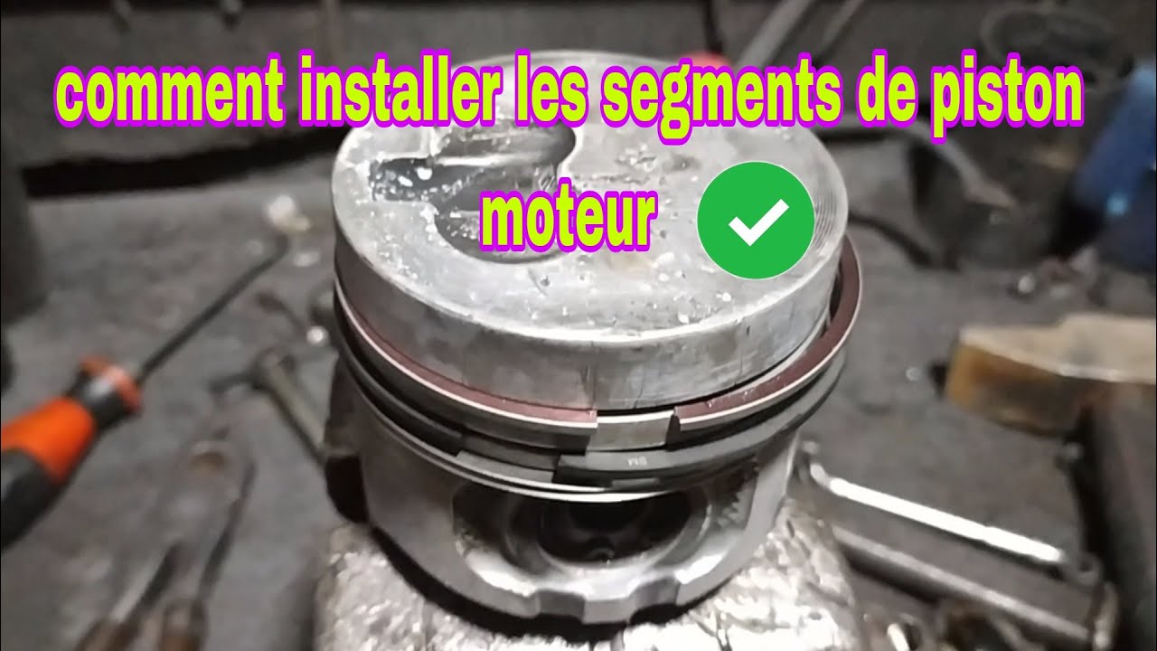 Installes les segments de piston moteur 