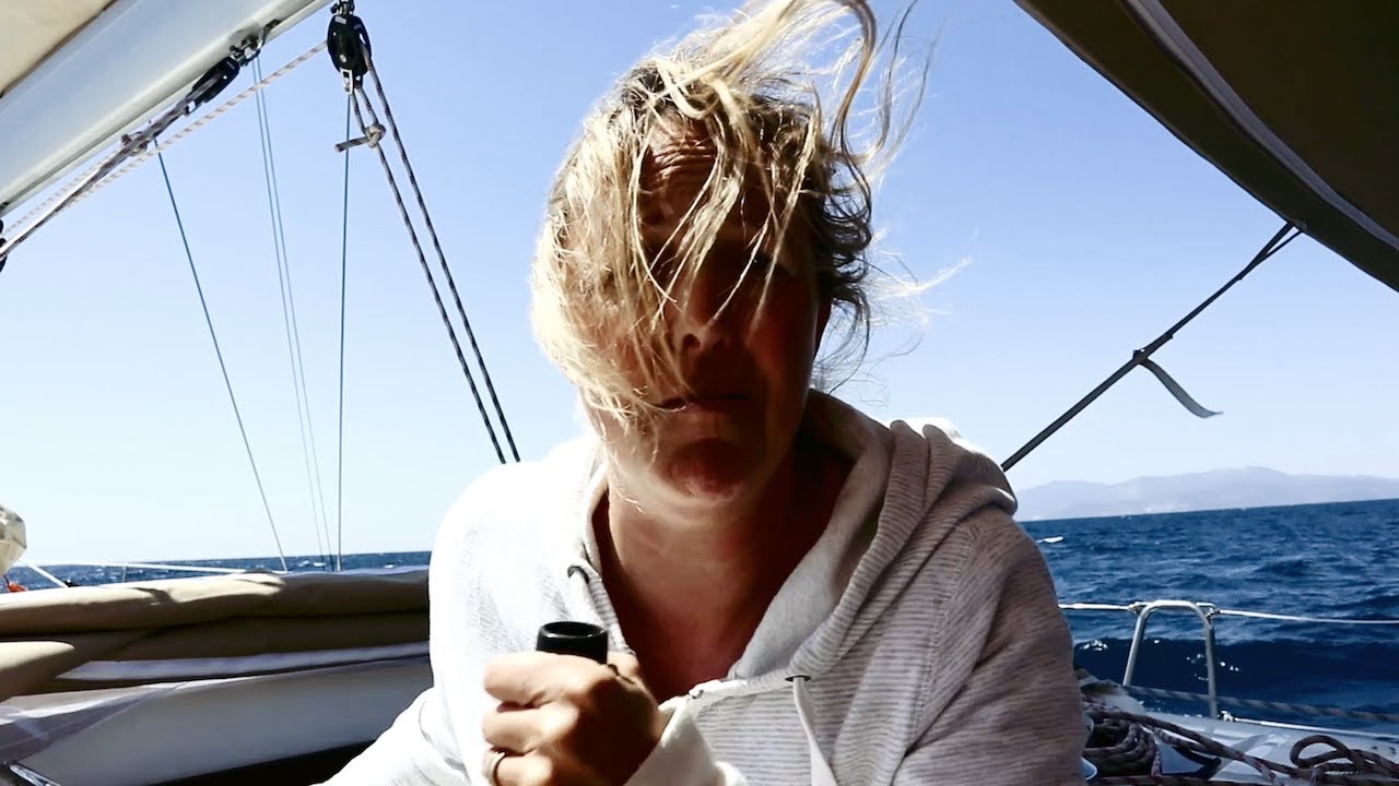 Dangers up the mast in a big sea! Vlog 31 (Greece -Turkey)