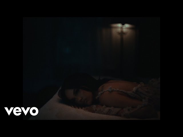 Maggie Lindemann - hostage class=