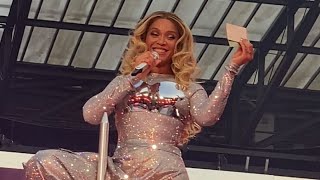 BEYONCÉ doing a GENDER REVEAL for a fan Renaissance World Tour Cologne, Germany June 15, 2023