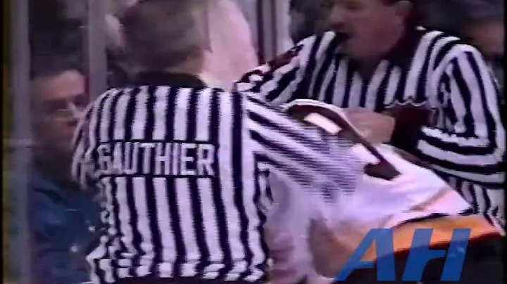 NHL Oct. 21, 1989 Andrew McBain,PIT v Dean Kennedy...