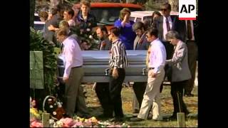 USA: JONESBORO: LAST VICTIM OF SCHOOLYARD SHOOTING IS BURIED