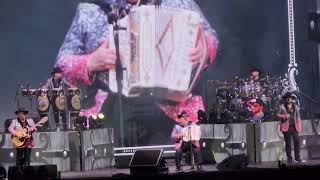 Un Puño De Tierra - Ramón Ayala