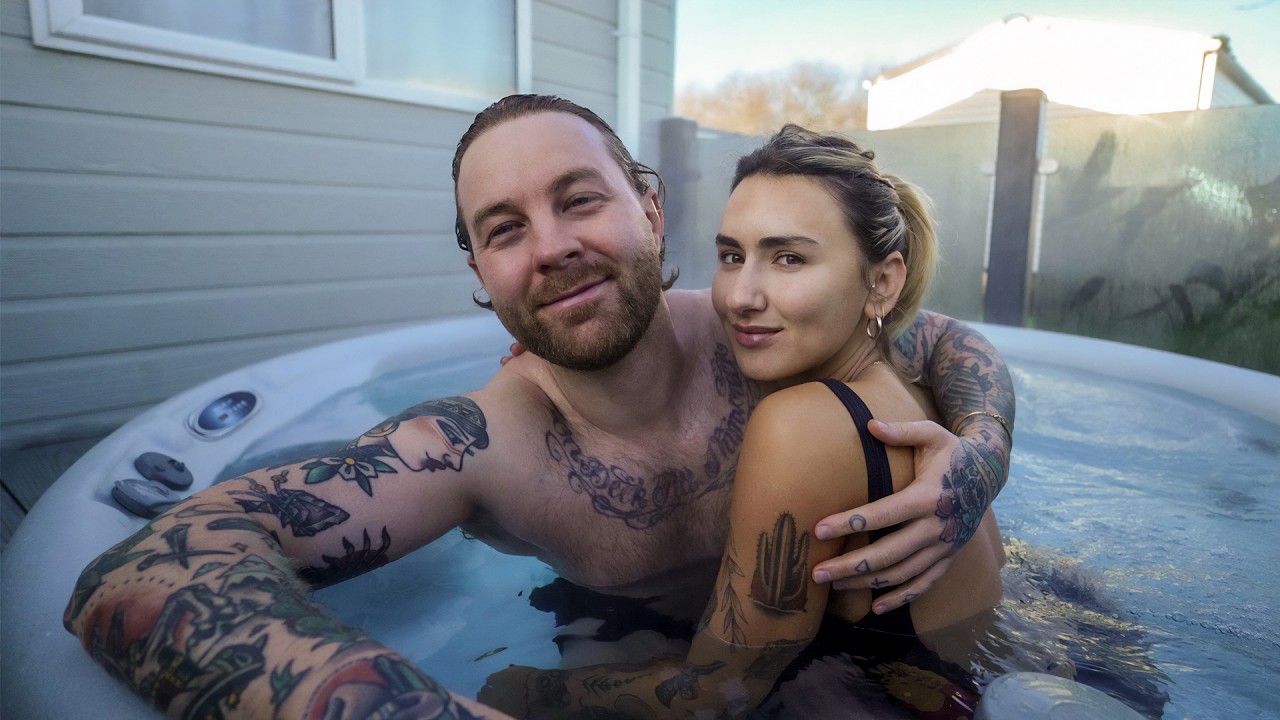 It's Time for a Cozy Lakeside Country Adventure!