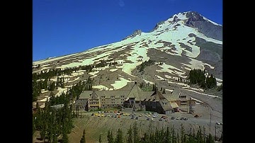 THE SHINING   Opening Scene   1980