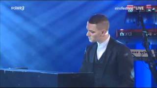 Hurts - Stay- Live Einsfestival  [ napisy pl] Resimi