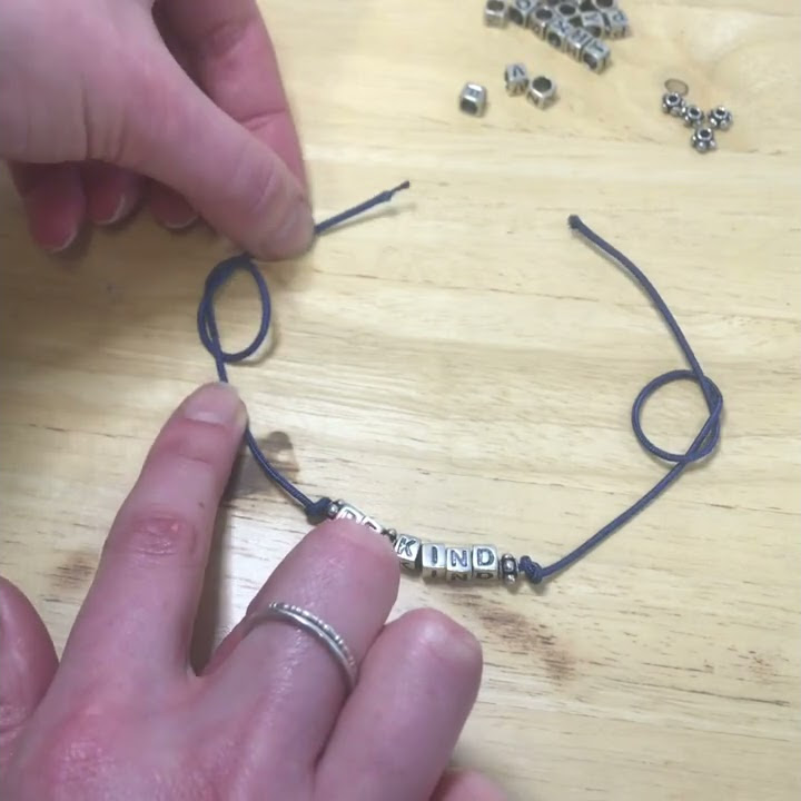 How to make a bracelet pull tie