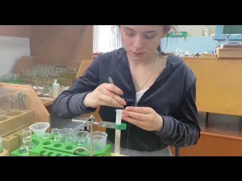 Нитрат натрия разложение. Получение кислорода и сгорание угля - YouTube