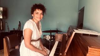 Norah Jones - Creepin’ In - Live at Home