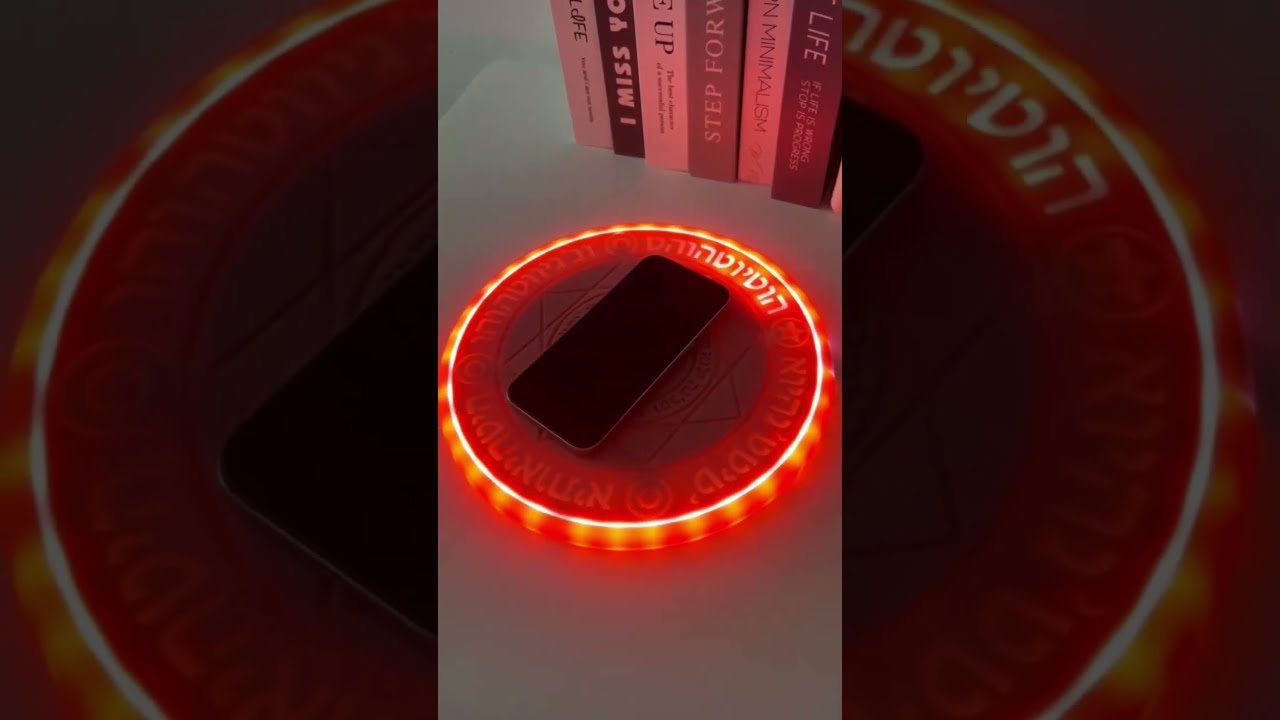 INSNIC Magic Wireless Charger Youtubeshorts Trending Viralvideo Iphone16 Wirelesscharger Apple