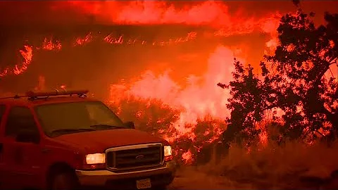 "Recipe for fire" amid extreme heat and wildfires in West