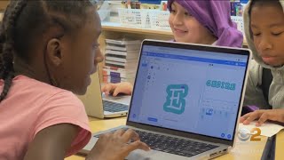 Hood Code offers computer skills to kids in public housing