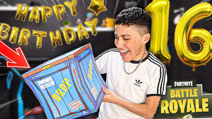 J'AI REÇU un COLIS FORTNITE POUR mon ANNIVERSAIRE 🎂🥳 !! (unboxing colis fortnite battle royale)