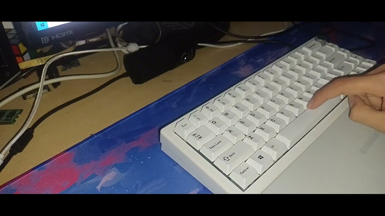 €70 custom keyboard - YouTube