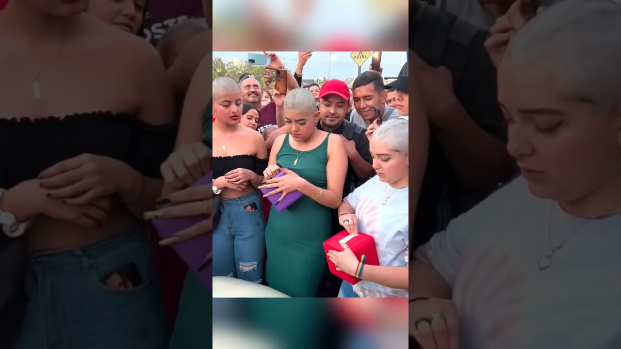 Ketiga wanita ini rela botak demi memenangkan mobil Mini Cooper