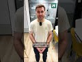 Esta imagen durante la visita del papa está dando la vuelta a España por un detalle