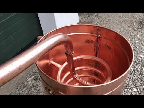 Alambic traditionnel en cuivre 150 litres - Cobrelis
